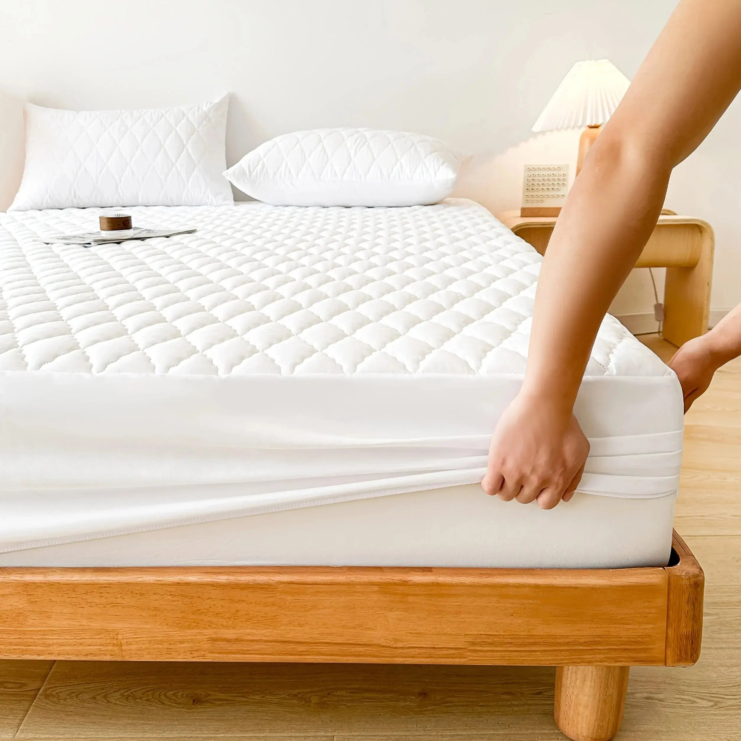 Slumblr® Waterproof Thick Mattress Protector