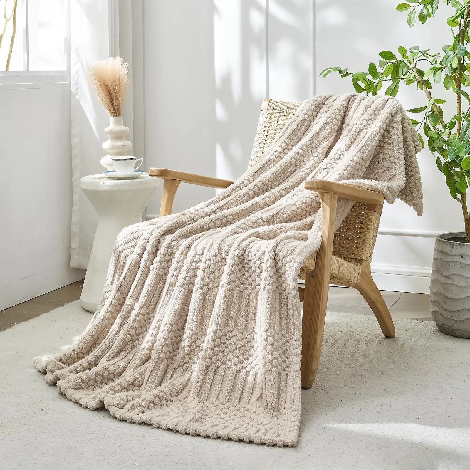 Slumblr® Fleece Throw Blanket for Couch