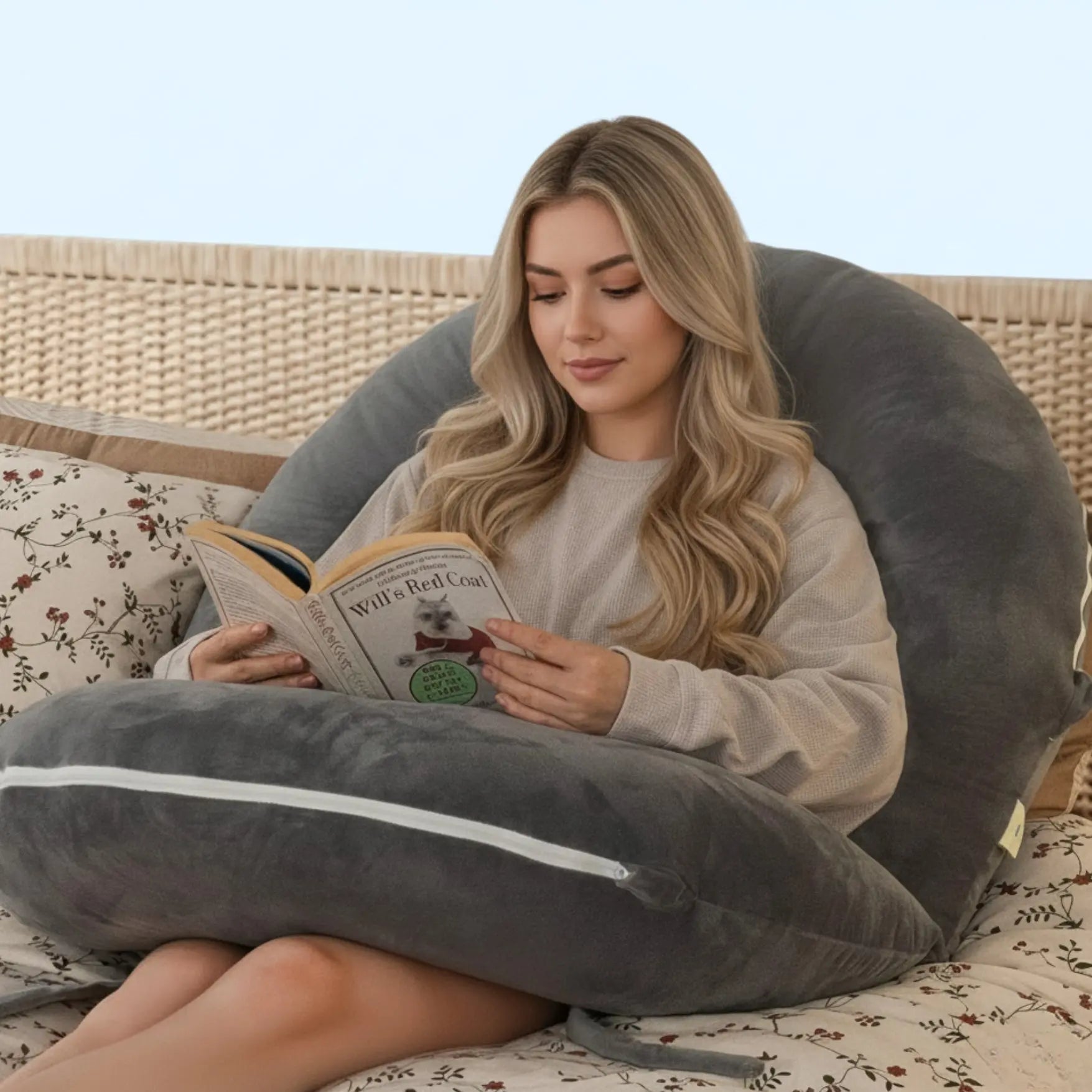Slumblr® Reading Pillow