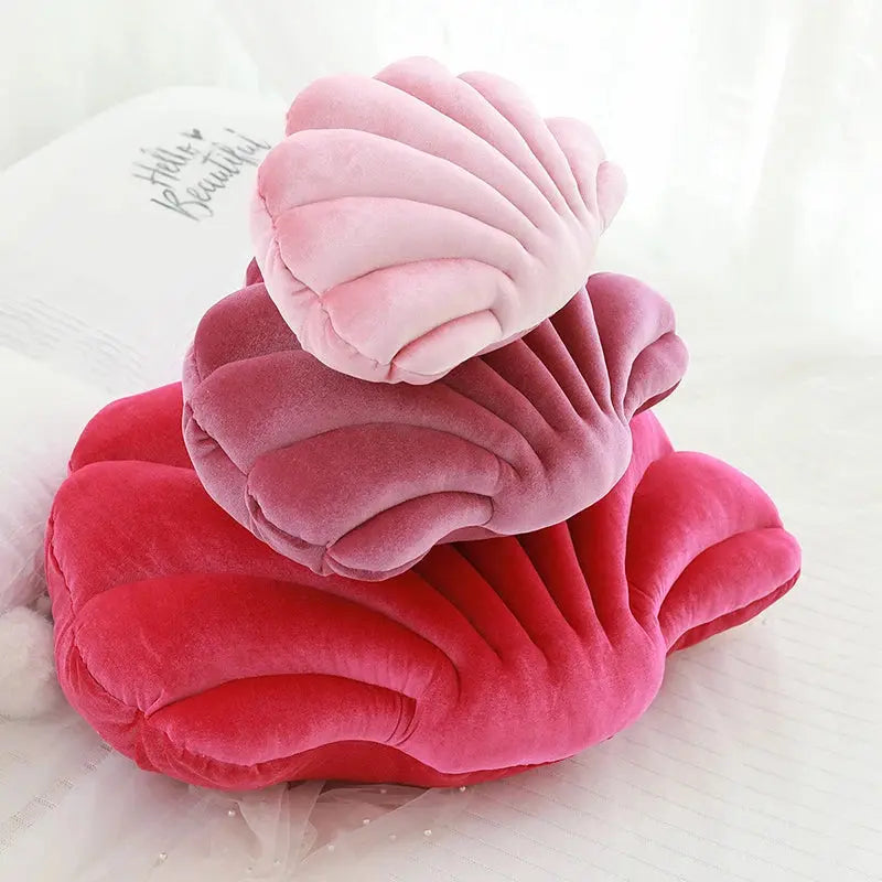 Slumblr® Shell Plush Pillow