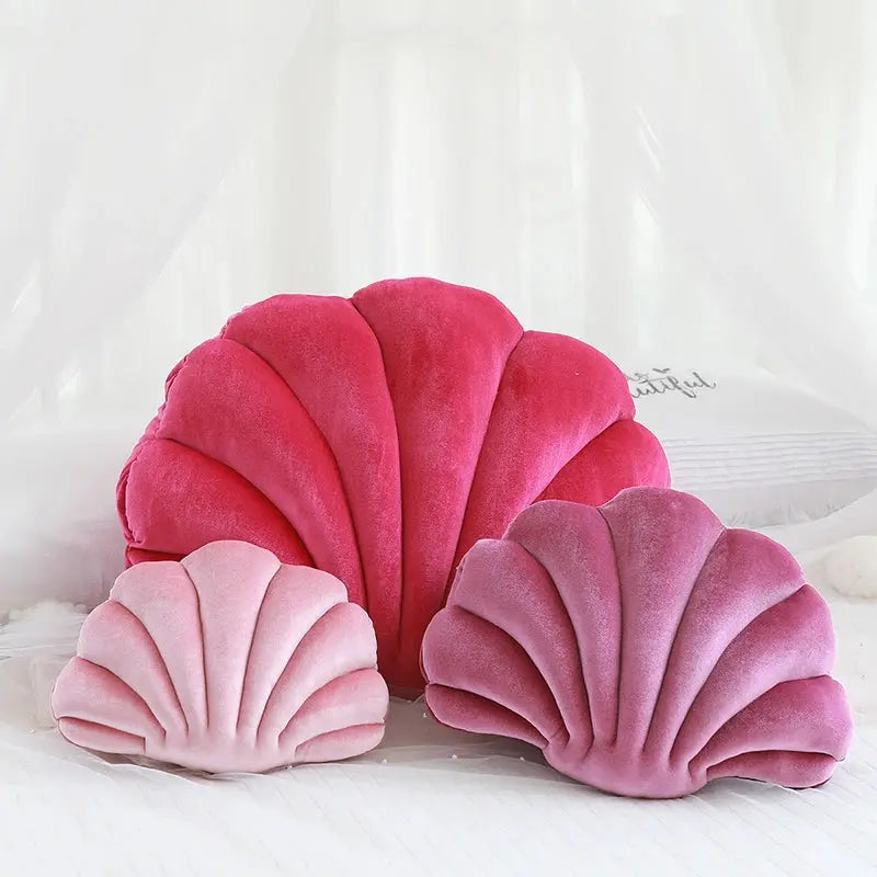 Slumblr® Shell Plush Pillow