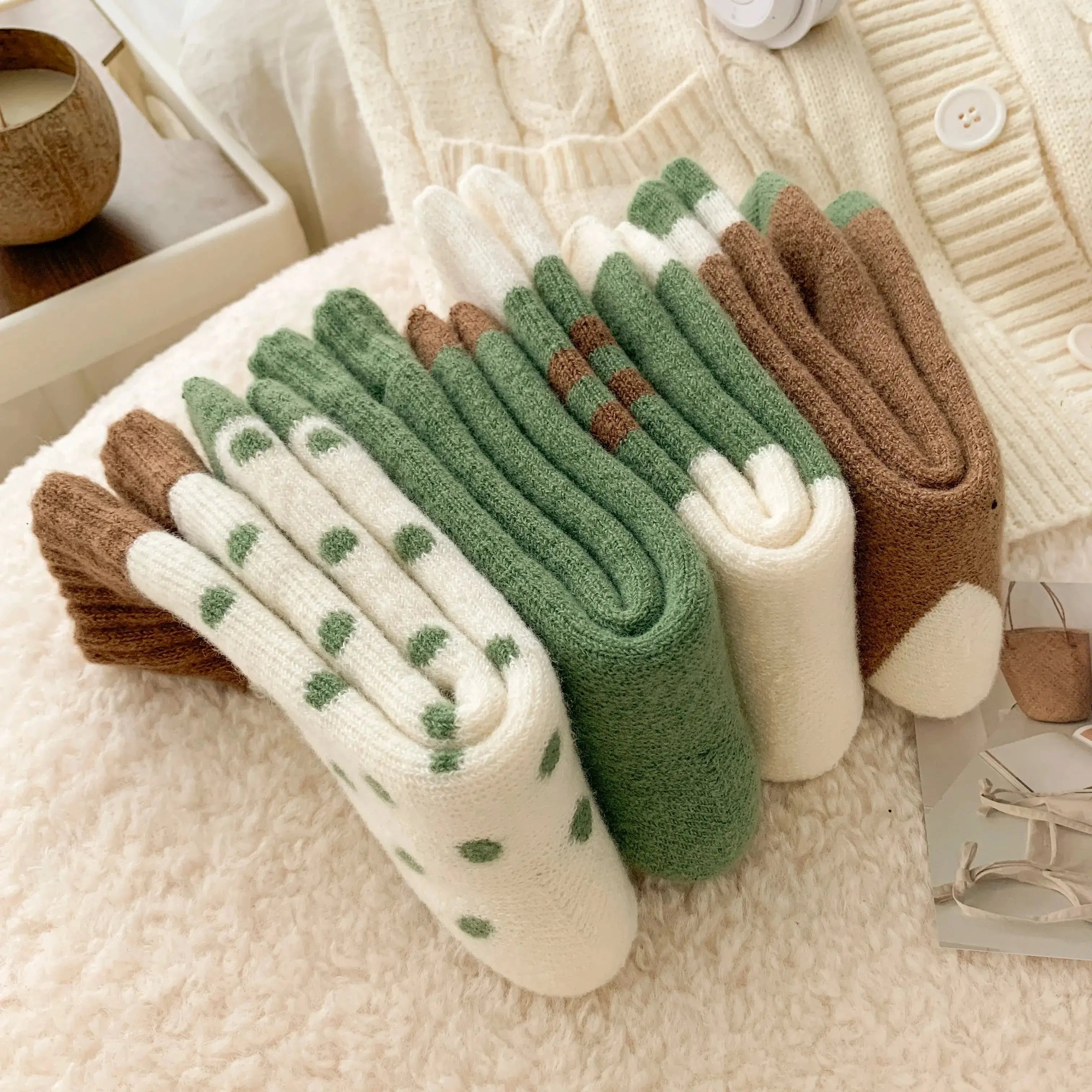 Slumblr® Winter Cozy Socks (4 Pairs)