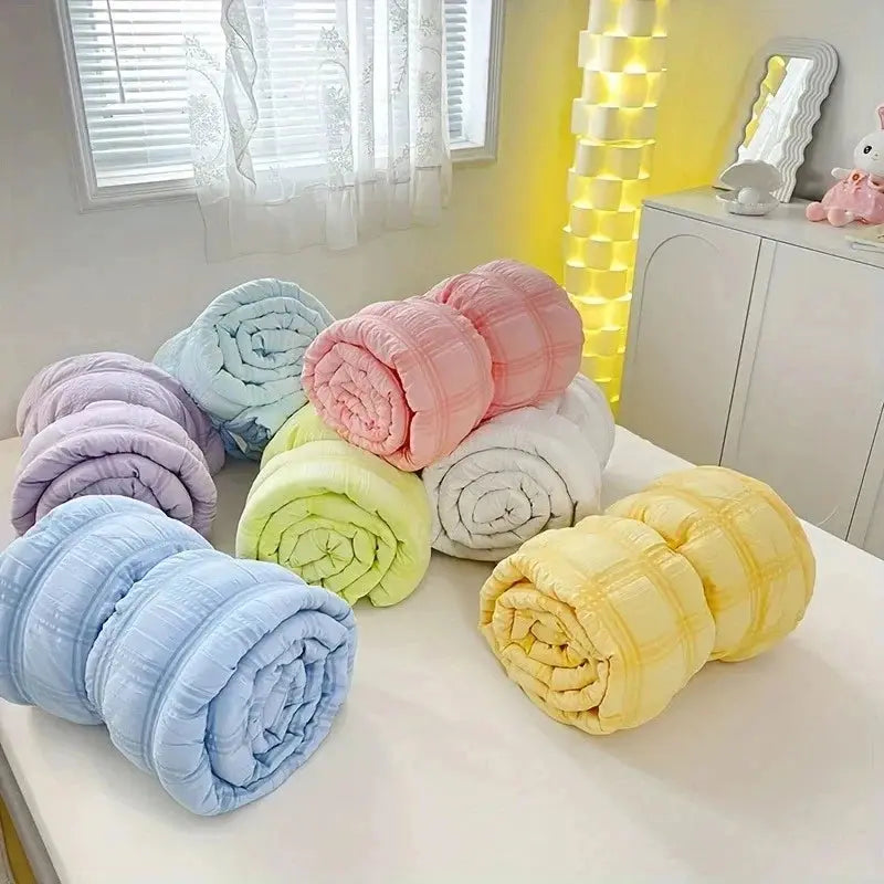Slumblr® Seersucker Quilt