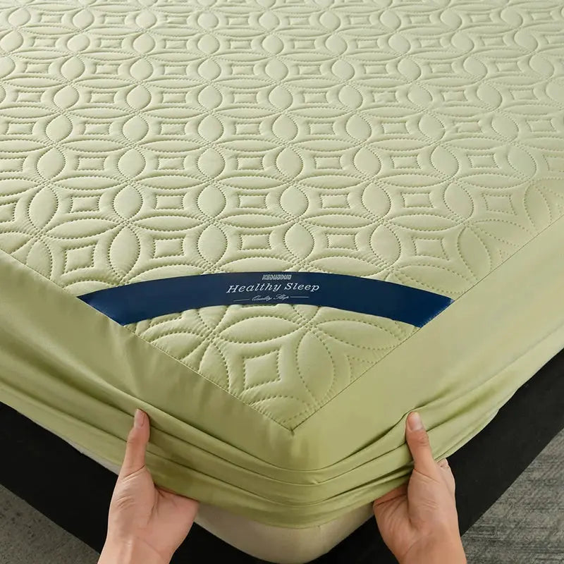 Slumblr® Waterproof Mattress Protector
