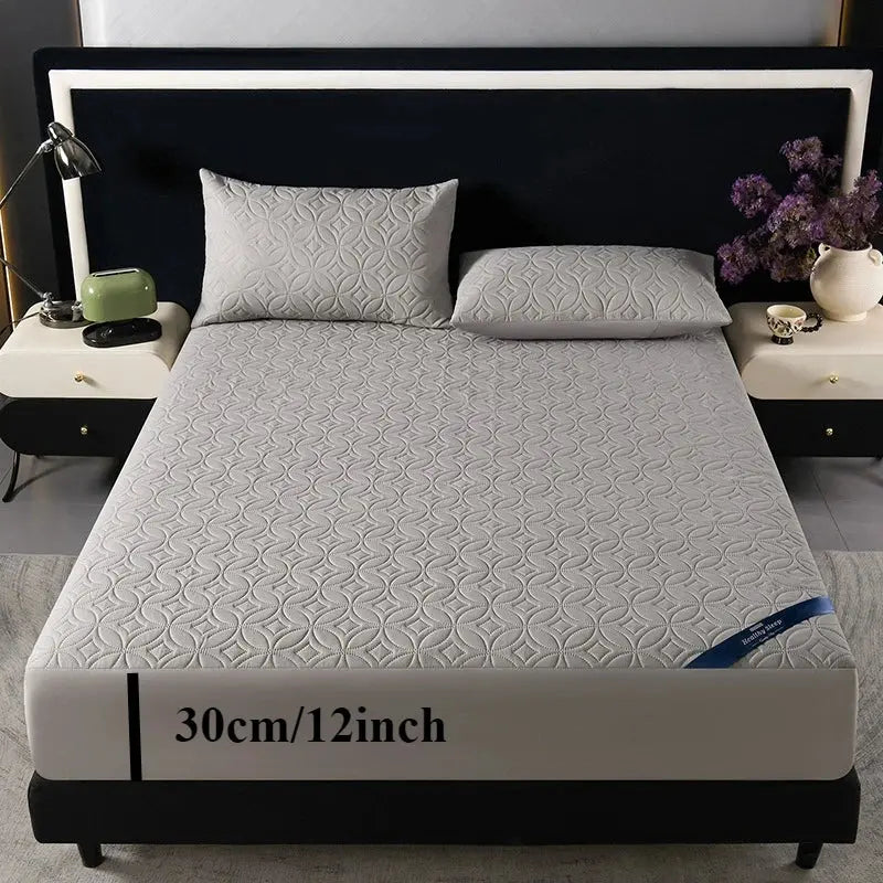 Slumblr® Waterproof Mattress Protector