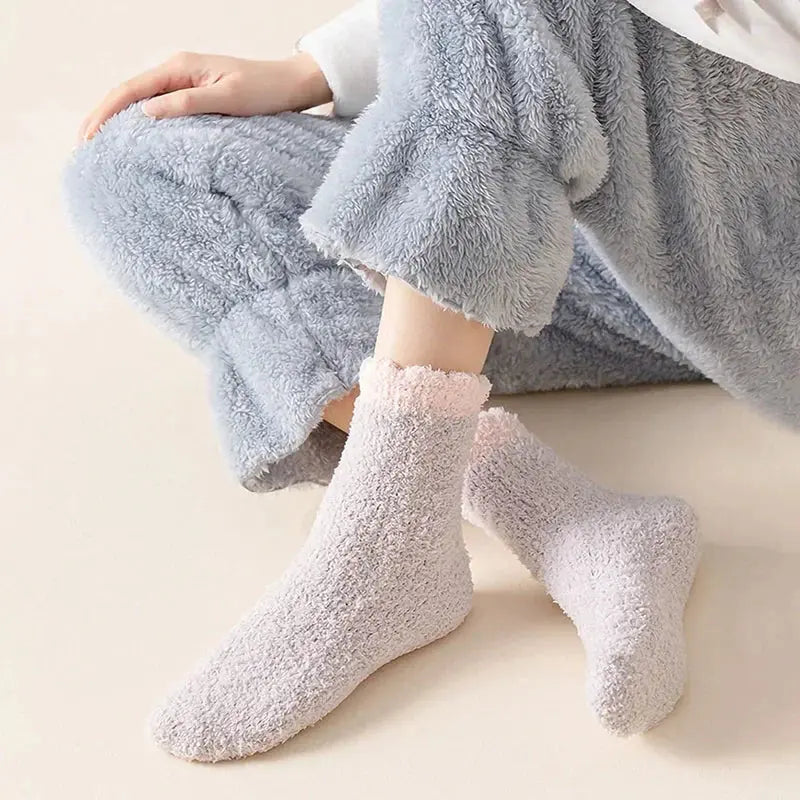 Slumblr® Fuzzy Thermal Socks Set (2 Pairs)