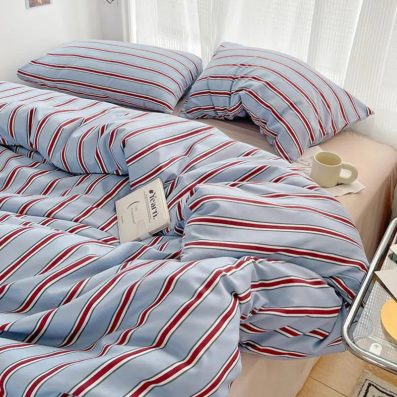 Slumblr® Striped Bedding Set (4 Pcs)