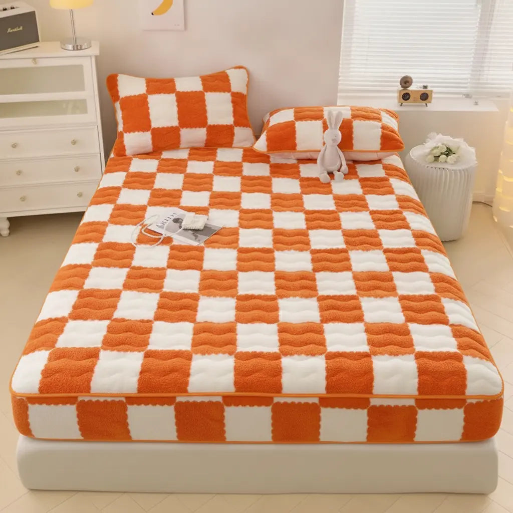 Slumblr® Plush Mattress Protector Bedding Set