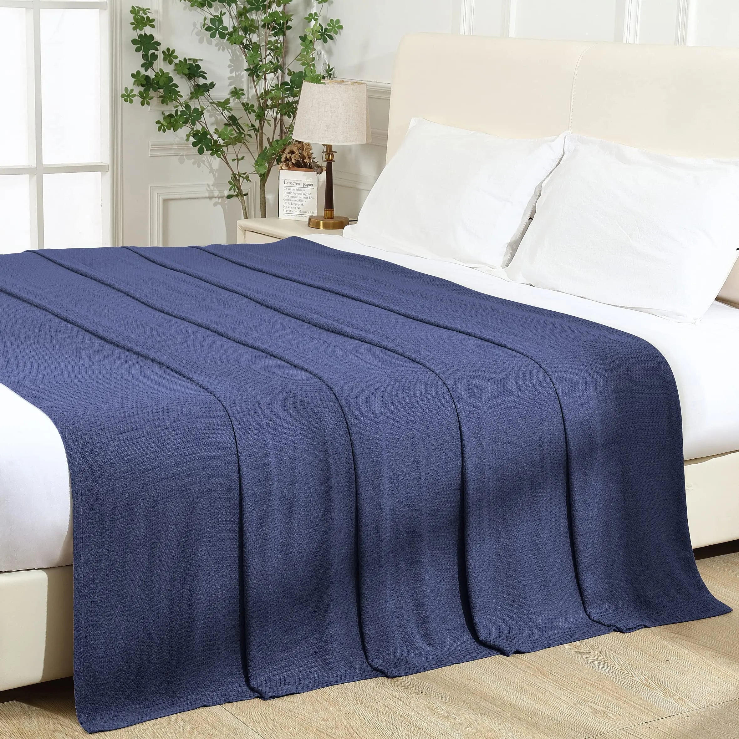Slumblr® Breathable Bamboo Cooling Blanket