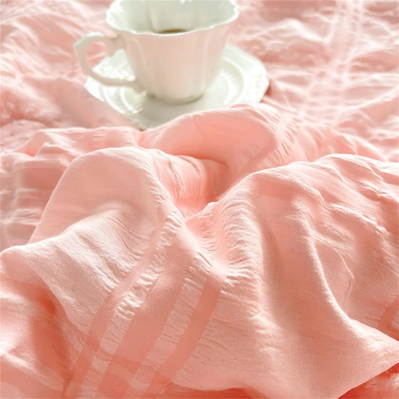 Slumblr® Seersucker Quilt
