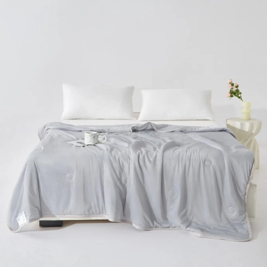Slumblr® Summer Lightweight Comforter