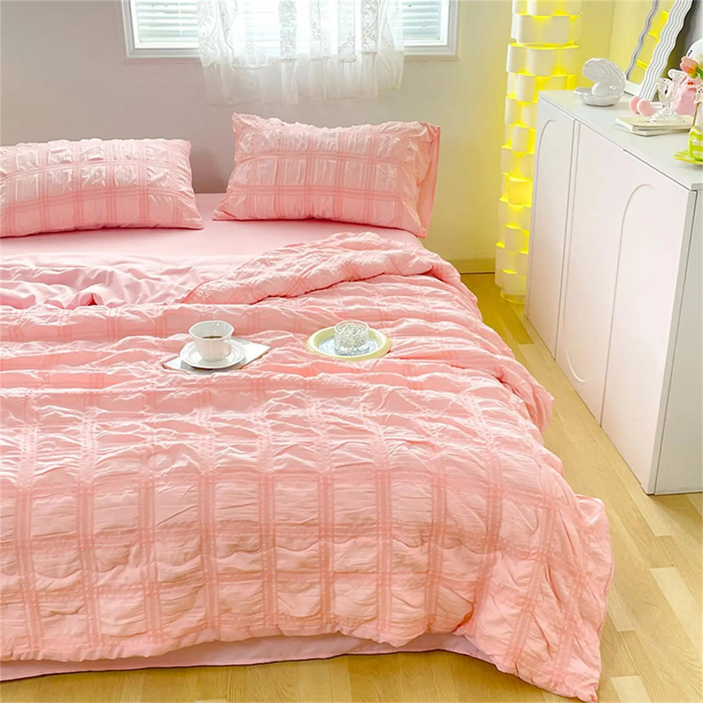 Slumblr® Seersucker Quilt