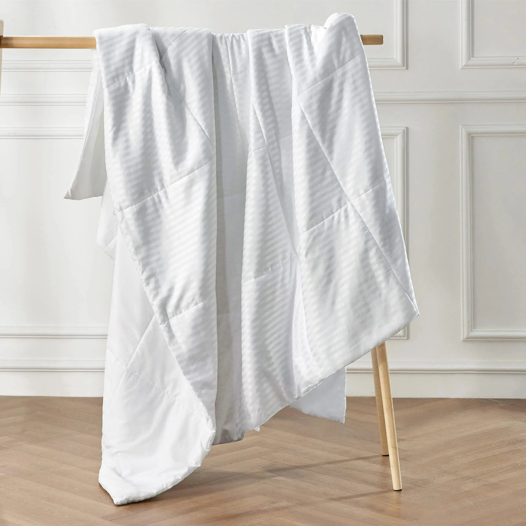 Slumblr® Lightweight Cooling Duvet Insert